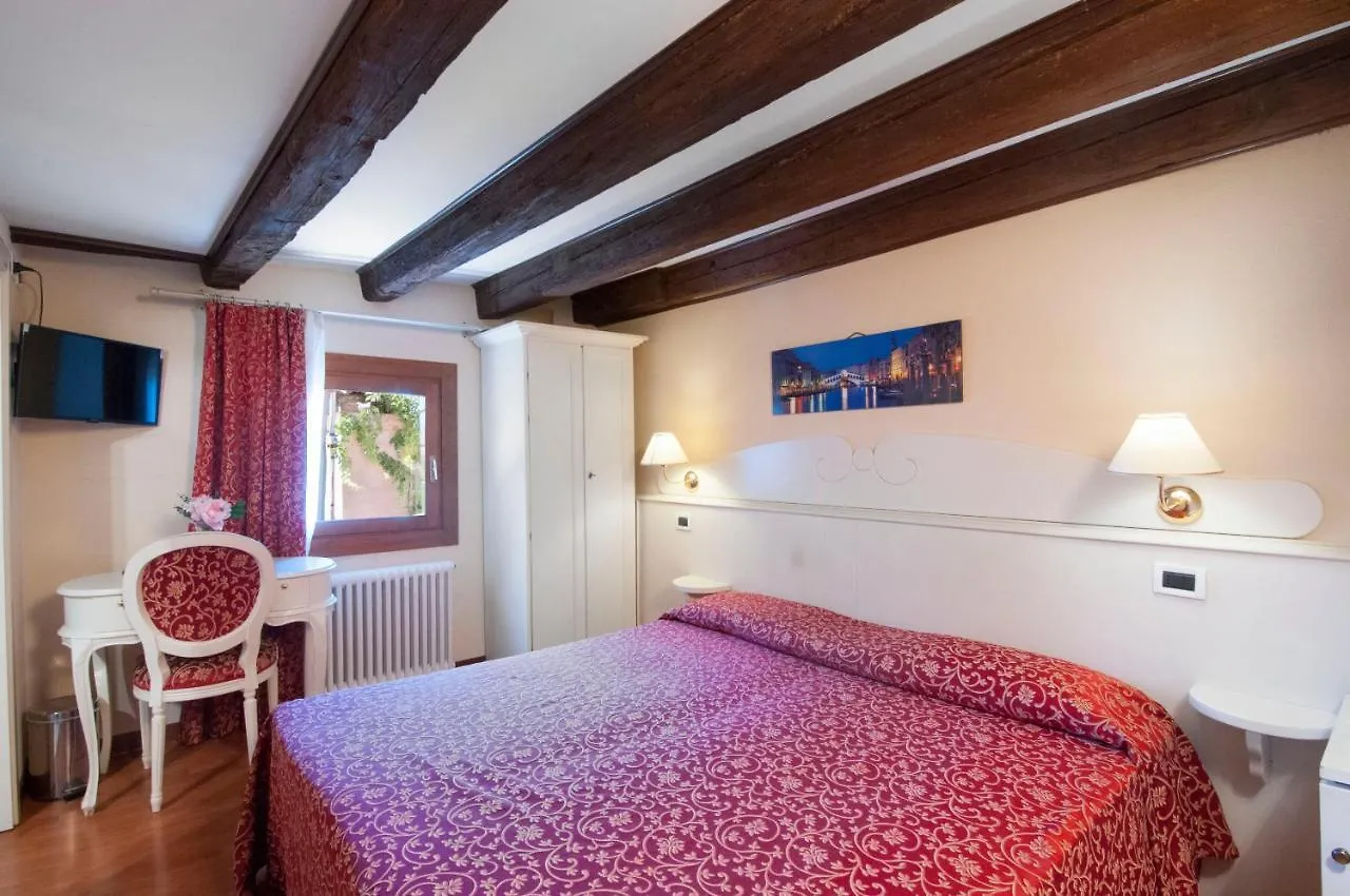 Venice Resorts Guest House Włochy